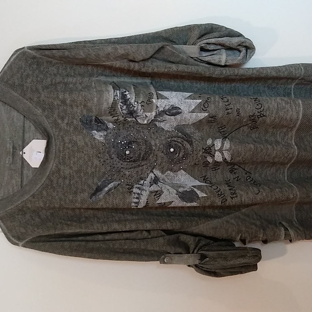 #3: New Collection Woman’s Top L, New With Tags